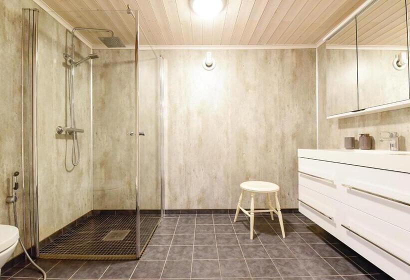 膳宿费 Kongsfjord Arctic Lodge