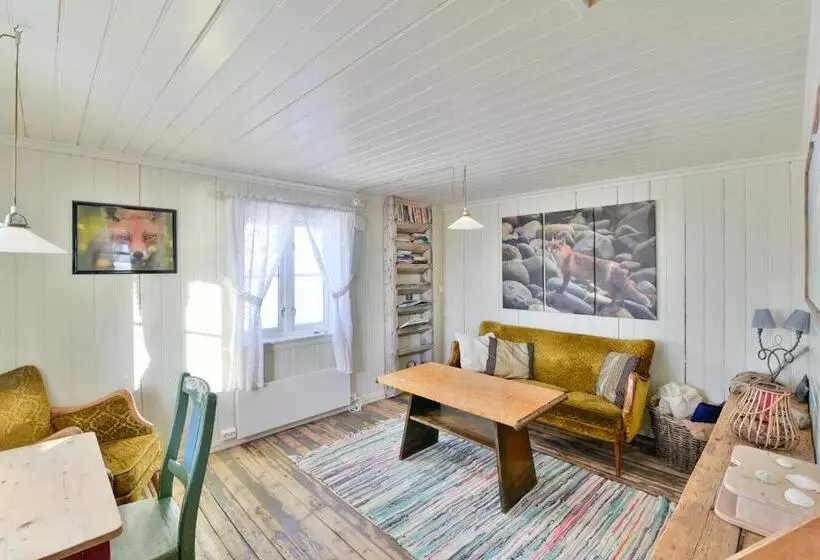 Majatalo Kongsfjord Arctic Lodge