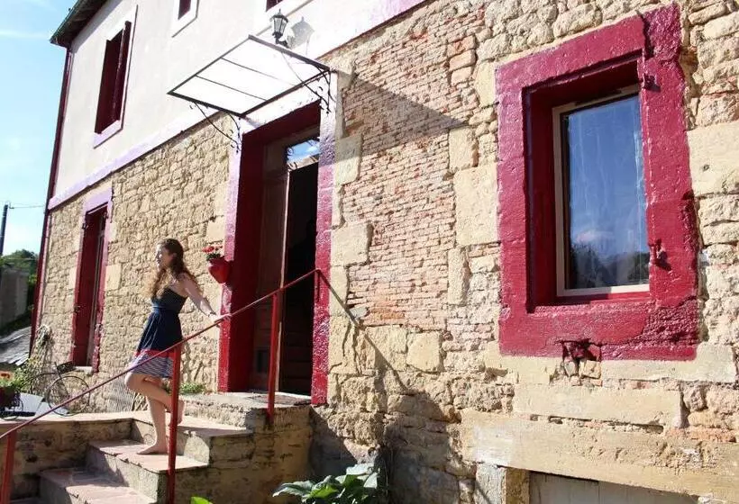 Majatalo La Roulotte De La Maison Du Bonheur