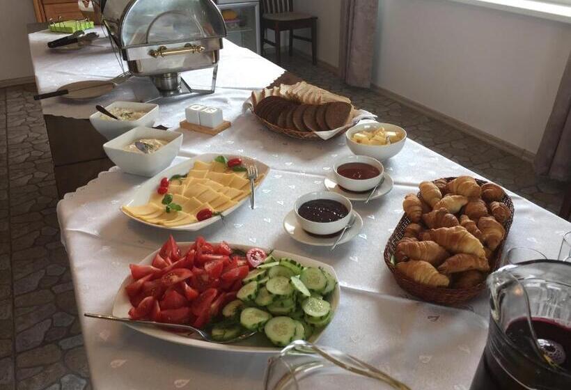 پانسیون More Guesthouse