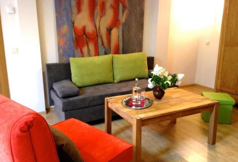 پانسیون More Guesthouse