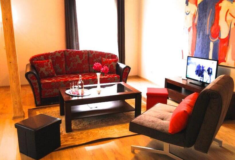 پانسیون More Guesthouse