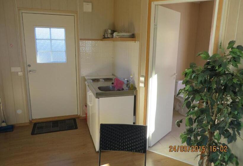 Пансион Ulvsvåg Gjestgiveri Og Fjordcamping As