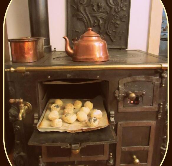 住宿加早餐  Castello Di Strambinello