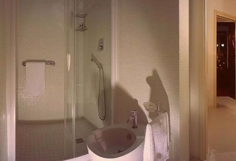 Aamiaismajoitus (B&B) Castello Di Strambinello