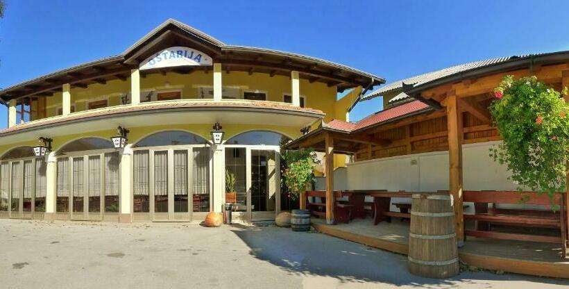 Bed And Breakfast špelca