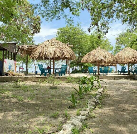 هتل Centro Ubuntu