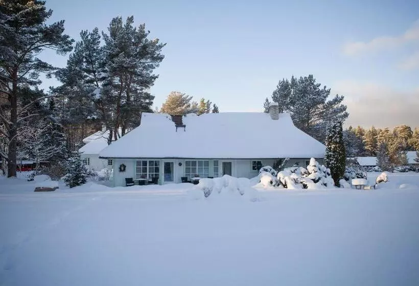 پانسیون Adami Country Guesthouse