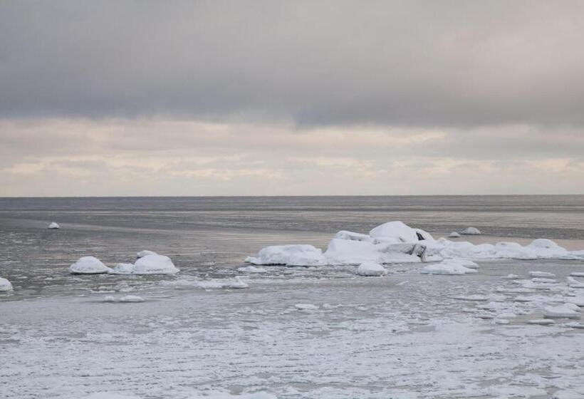 پانسیون Adami Country Guesthouse