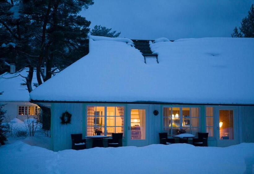 پانسیون Adami Country Guesthouse