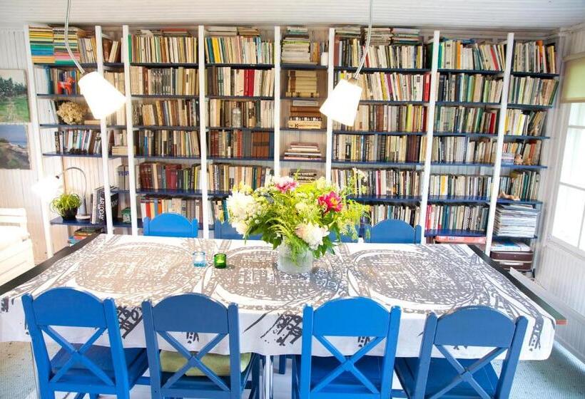 پانسیون Adami Country Guesthouse