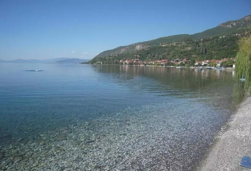 پانسیون Lile Pestani Accommodation