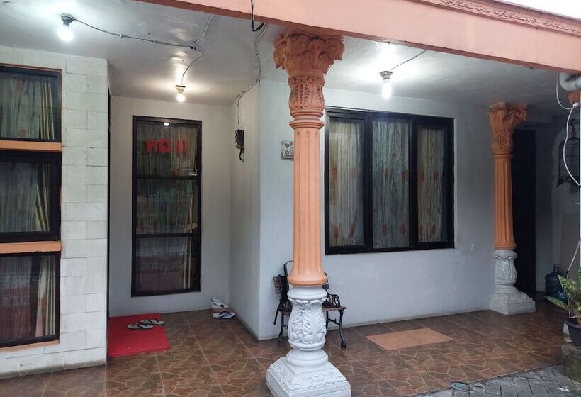 بنسيون Pondok Seruni Kemanggisan Jakarta