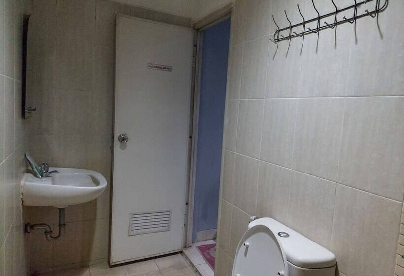 بنسيون Pondok Seruni Kemanggisan Jakarta