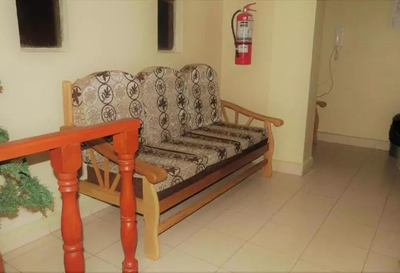 هاستل Nery Lodging
