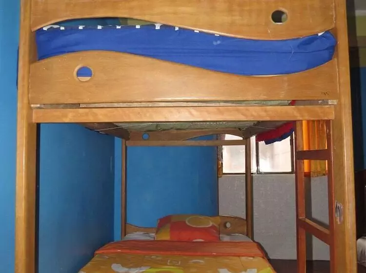 هاستل Nery Lodging