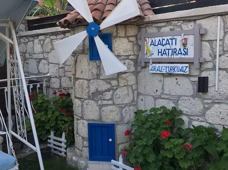 簡易ホテル Aral Turkuaz Butik Otel