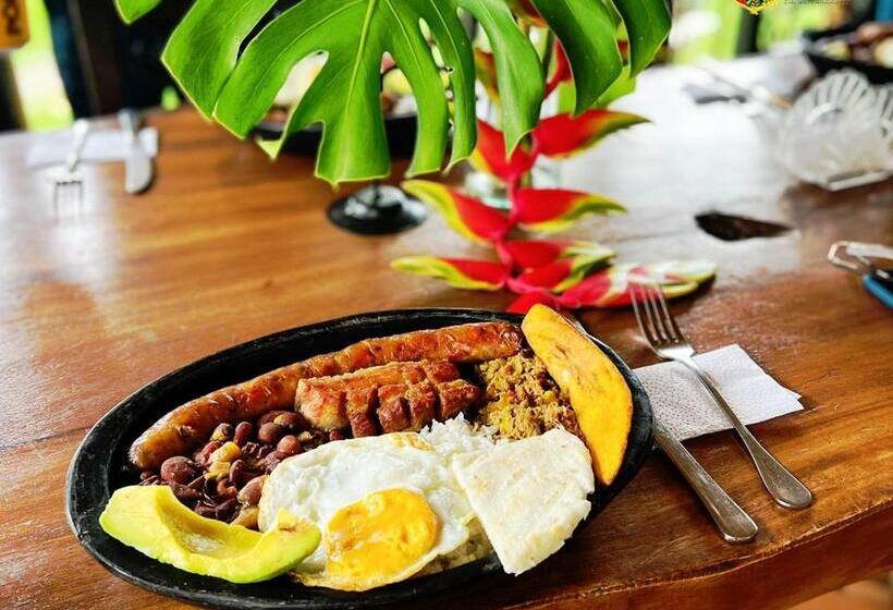 هتل Finca La Colmena De Don Juaco