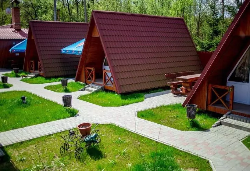ホテル ‘‘forest House ’‘ будинок для відпочинку