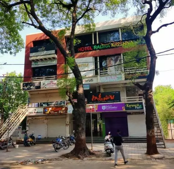 Hôtel Radha Krishna