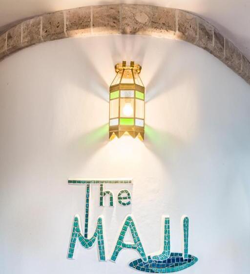 هتل The Maji Beach Boutique