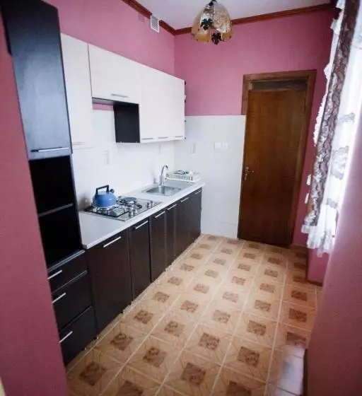 Majatalo Guest House In Drachino