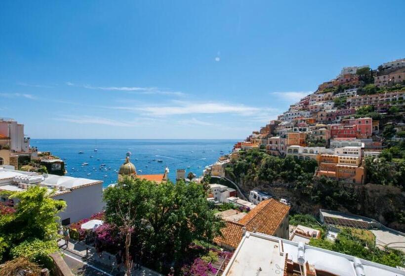 Пансион Punta Re