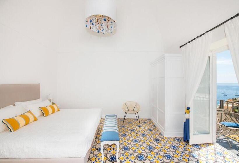 Пансион Punta Re