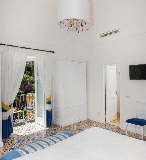 Пансион Punta Re