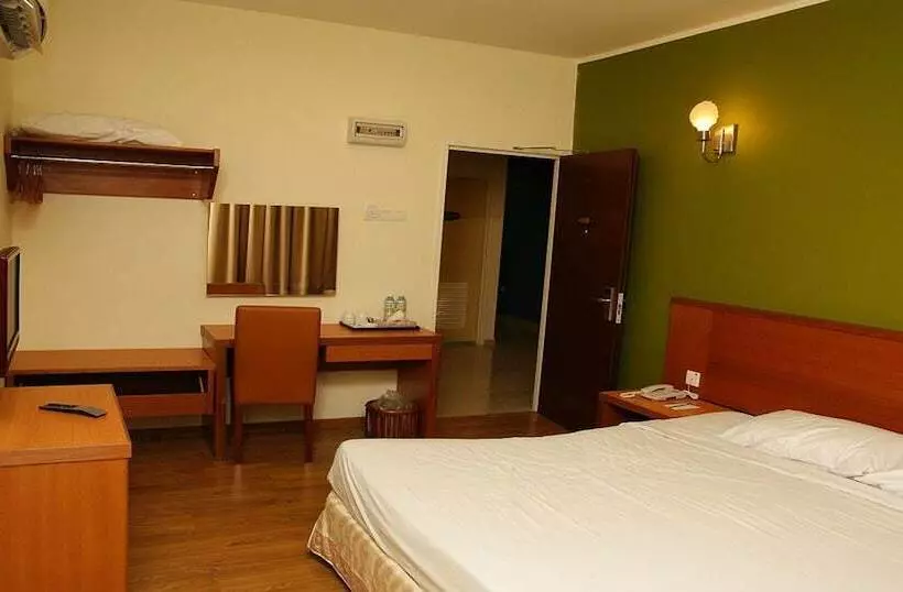 Общежитие Victoria Inn