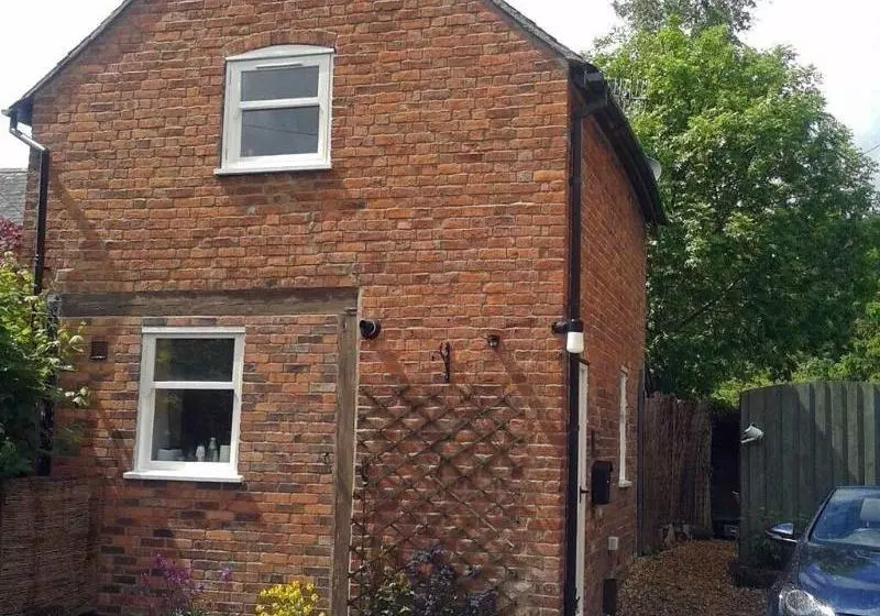 مبيت وإفطار The Vine House