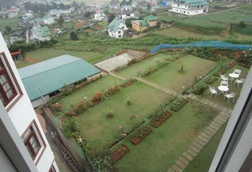 בית מלון כפרי New Ashley Resorts  Ltd