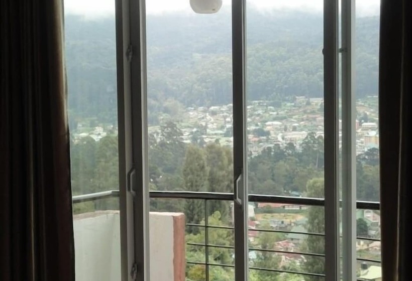 בית מלון כפרי New Ashley Resorts  Ltd