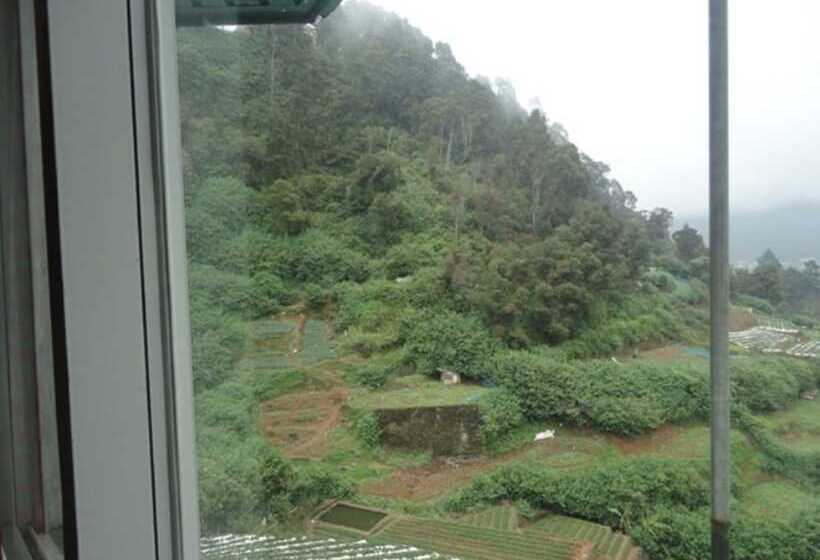 בית מלון כפרי New Ashley Resorts  Ltd