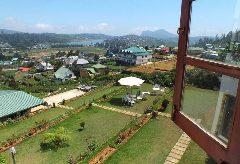 בית מלון כפרי New Ashley Resorts  Ltd