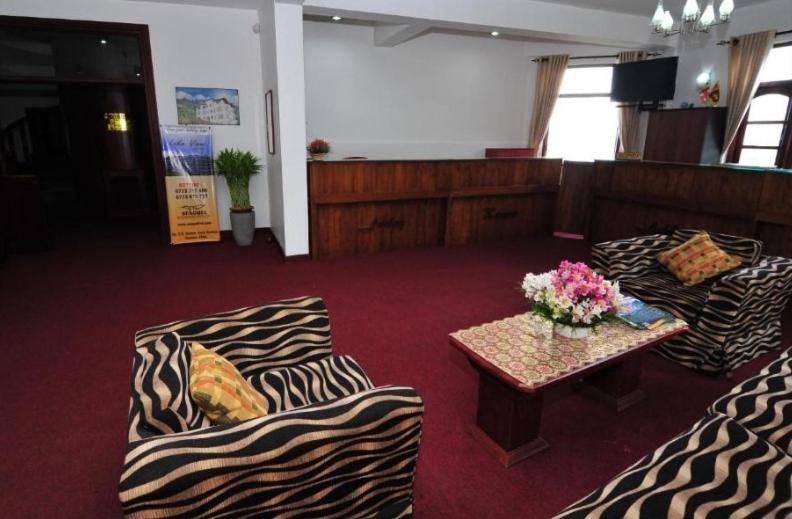 בית מלון כפרי New Ashley Resorts  Ltd