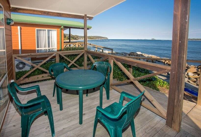 בית מלון כפרי Big4 Batemans Bay At Easts Riverside Holiday Park