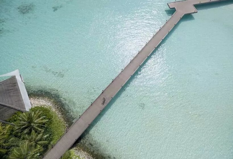 هتل Cheval Blanc Randheli