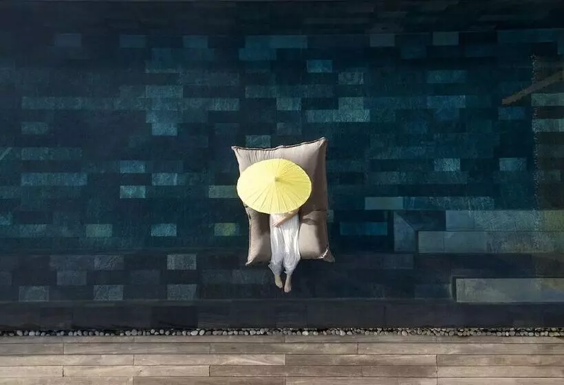 هتل Cheval Blanc Randheli