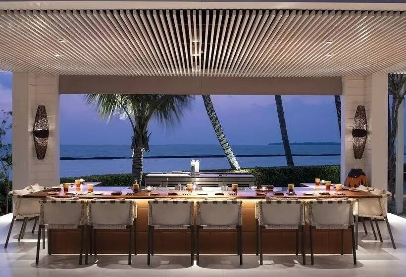 هتل Cheval Blanc Randheli