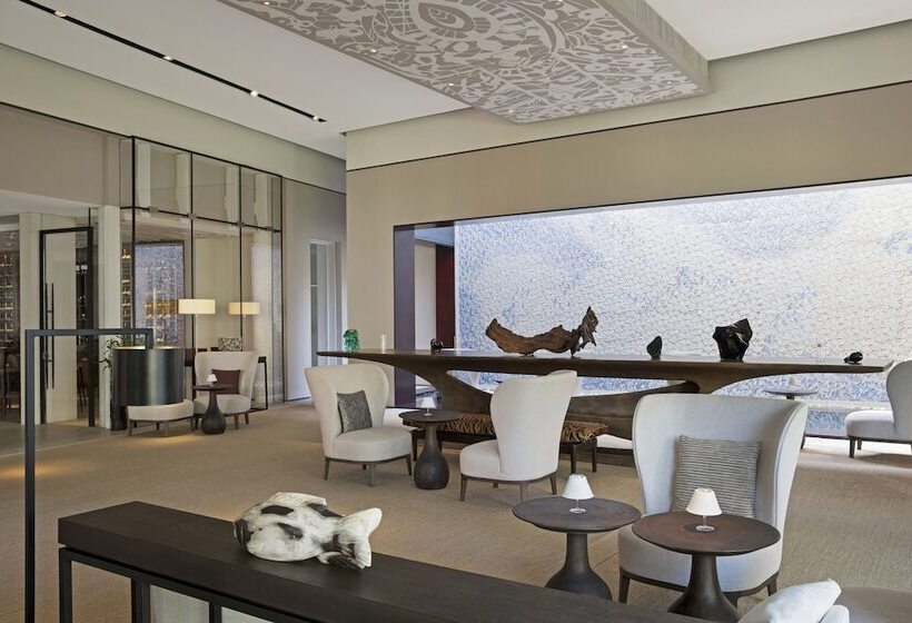 هتل Cheval Blanc Randheli