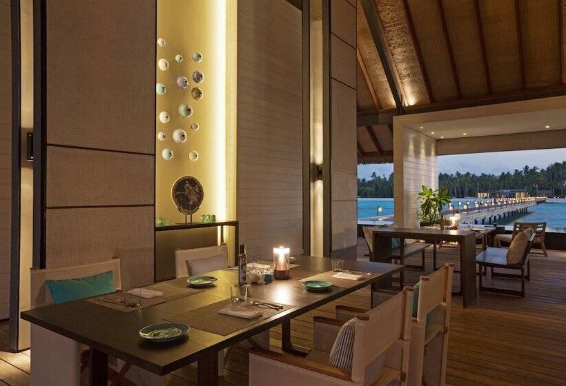 هتل Cheval Blanc Randheli