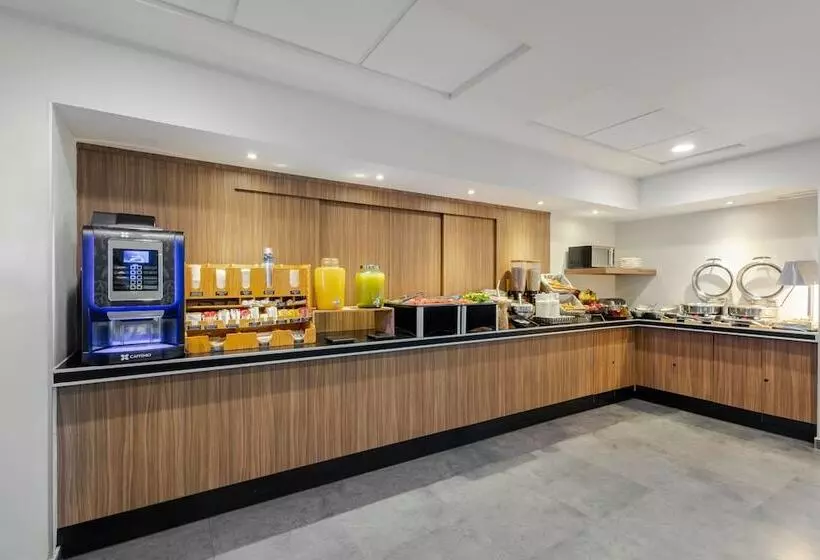 호텔 City Express By Marriott Guadalajara Aeropuerto