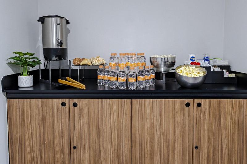 فندق City Express By Marriott Guadalajara Aeropuerto