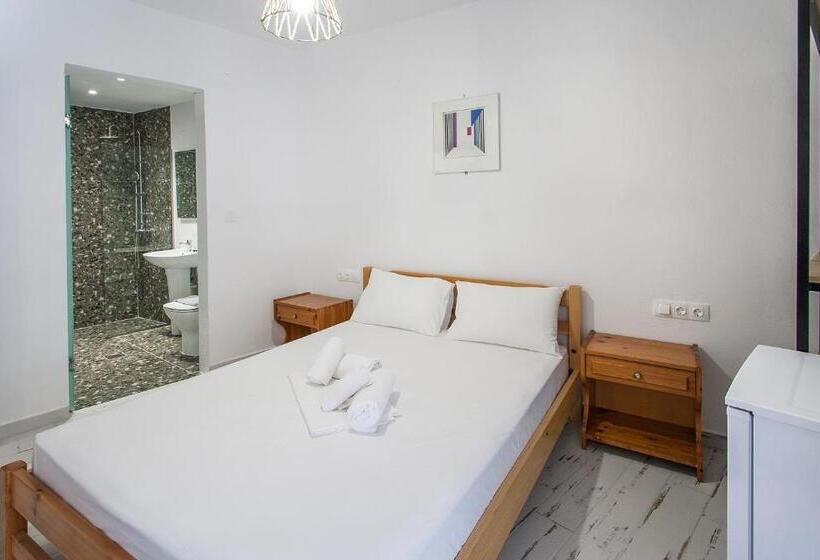 בית מלון כפרי Eliza Skiathos