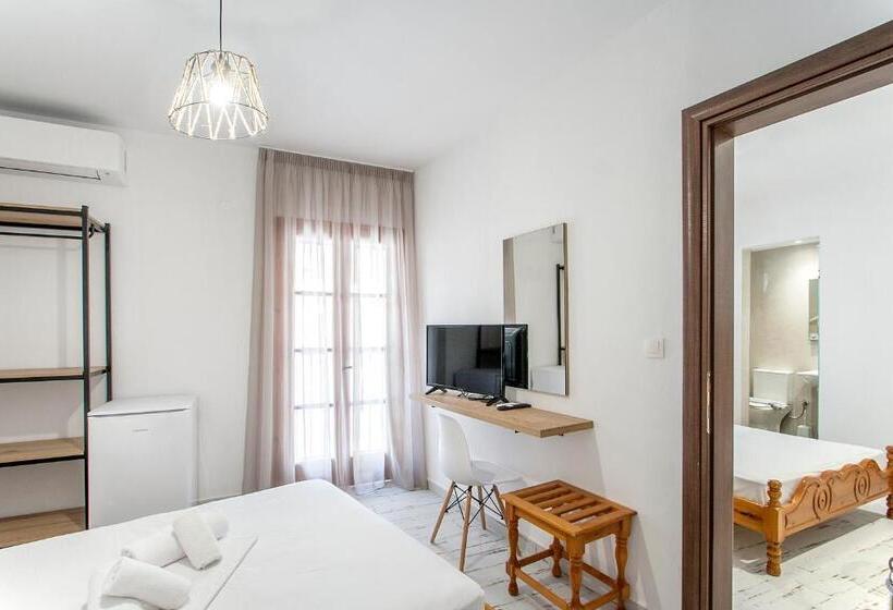 בית מלון כפרי Eliza Skiathos