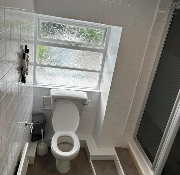 فندق Holland Arms