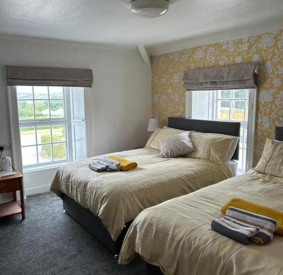 فندق Holland Arms