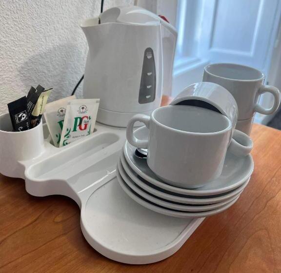 فندق Holland Arms