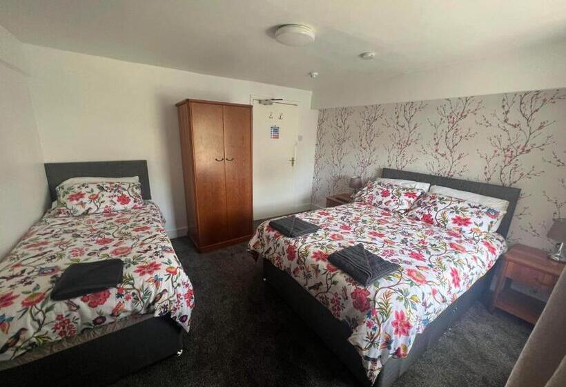 فندق Holland Arms